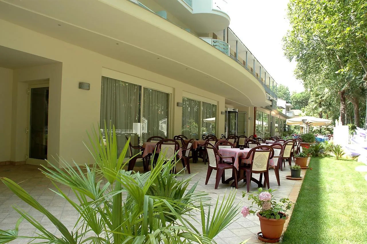 Hotel Roma 체르비아